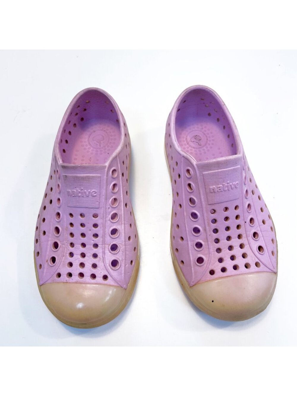 Native Jefferson Pink/Cream Slip on Waterproof Shoes, size 8